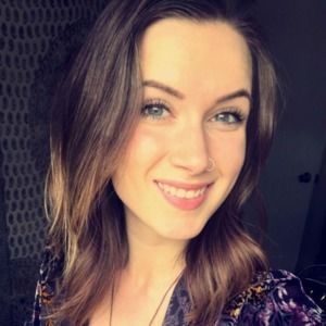 Meet your Posher, Adrianna